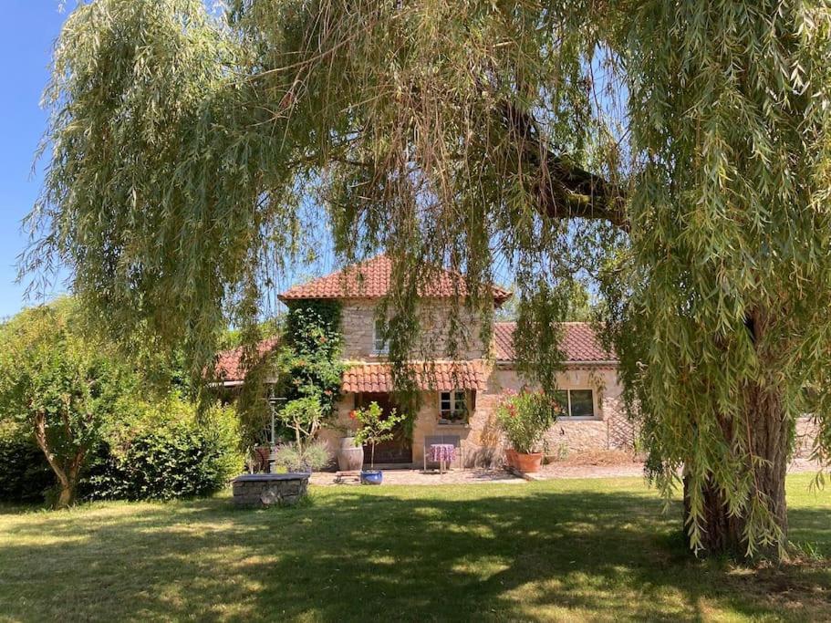 Vakantiehuis La Poire, Op Landgoed Aan De Dordogne Prudhomat Zewnętrze zdjęcie